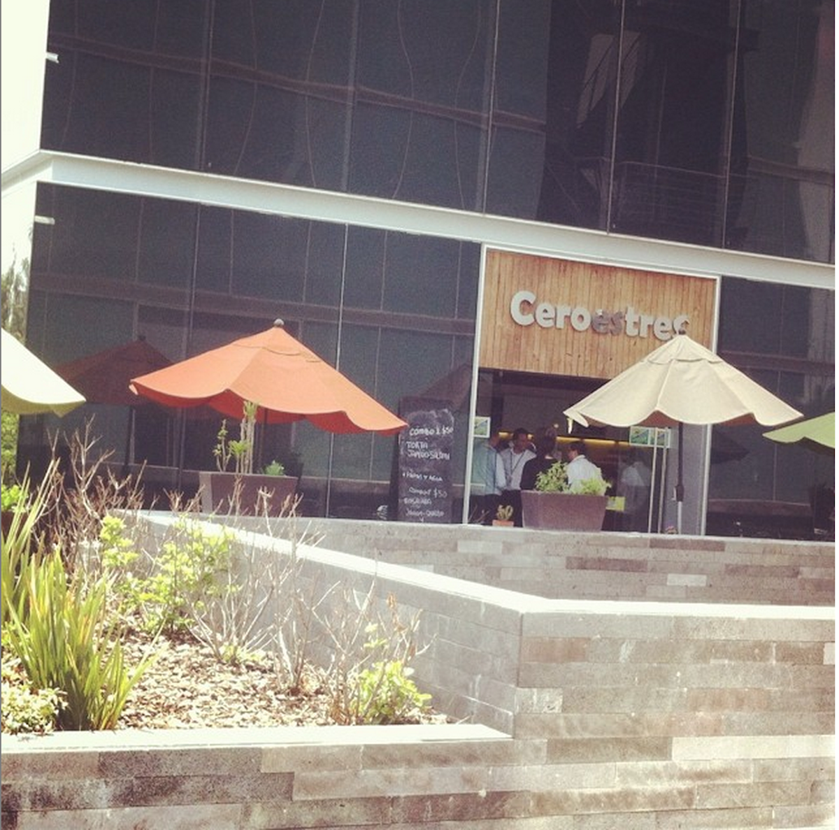 Ceroestres Jugos Y Comida Saludable